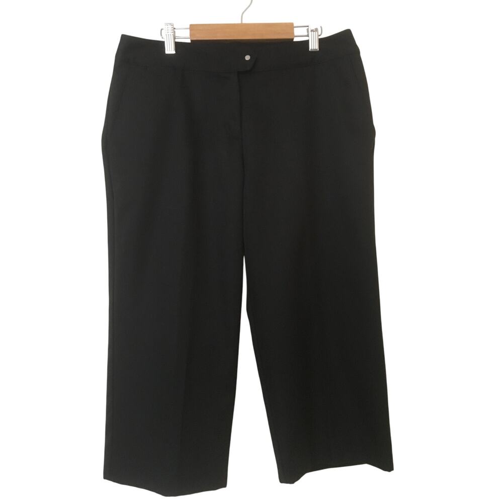 Izod Golf Stretch Size 8 Black Capris Snap Button and Zipper, Dressy Classic